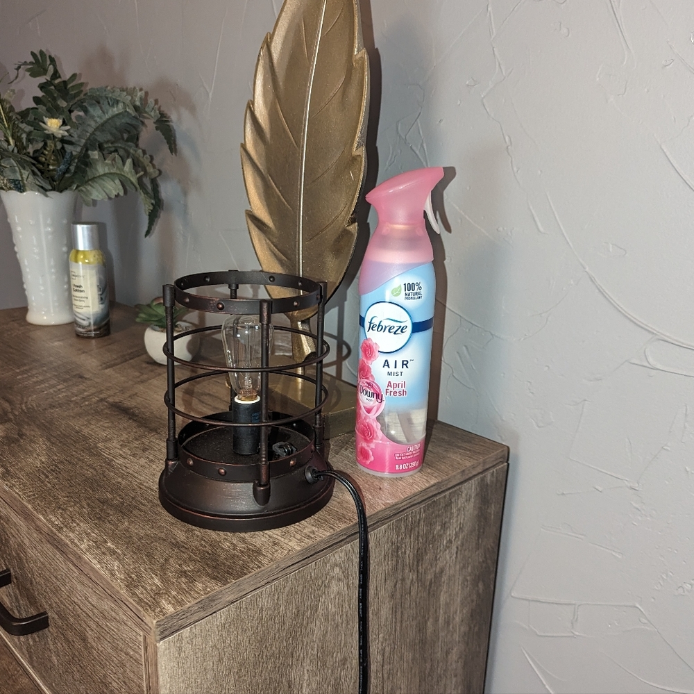 Industrial style small side table lamp